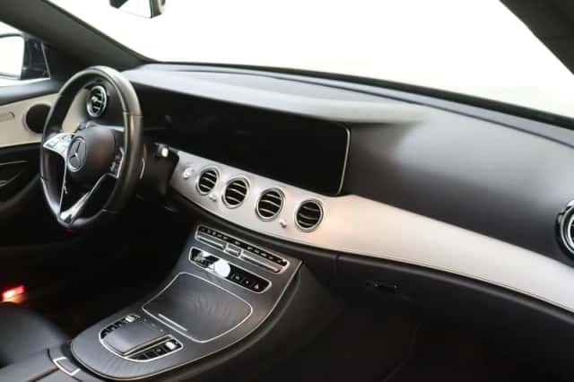 Mercedes-Benz E-Klasse (2023) thumbnail 5
