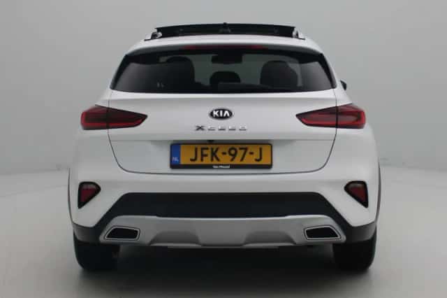 Kia XCeed (2021) thumbnail 5