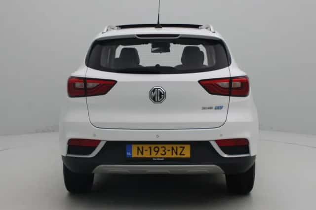 MG ZS EV (2021) thumbnail 6