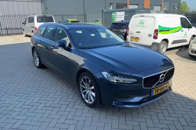 Volvo V90 (2018) thumbnail 6