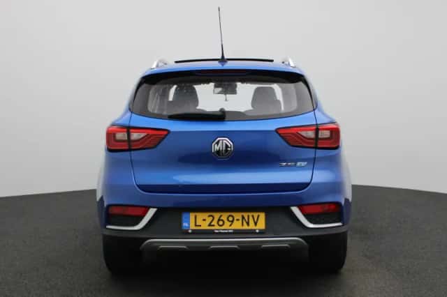 MG ZS EV (2021) thumbnail 5