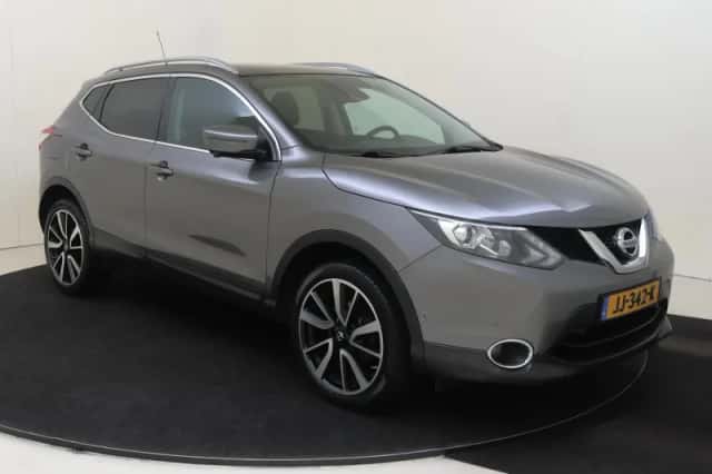 Nissan Qashqai (2016) thumbnail 2