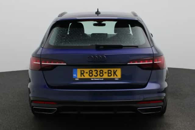 Audi A4 (2022) thumbnail 5