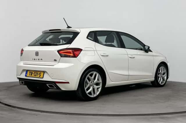 SEAT Ibiza (2018) thumbnail 4