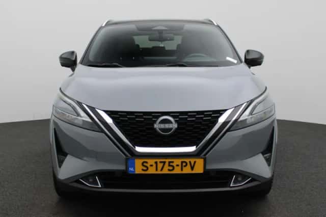 Nissan Qashqai (2023) thumbnail 3