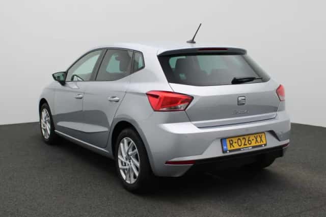 SEAT Ibiza (2023) thumbnail 2