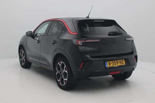 Opel Mokka-e (2022) thumbnail 2
