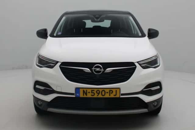 Opel Grandland (2021) thumbnail 3