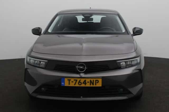 Opel Astra (2023) thumbnail 4