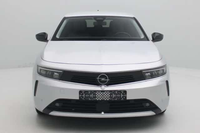 Opel Astra (2023) thumbnail 4