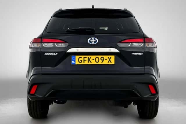 Toyota Corolla Cross (2023) thumbnail 6