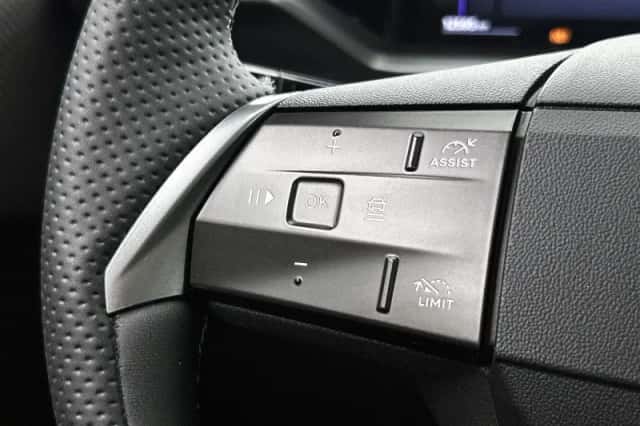 Opel Grandland (2025) thumbnail 6