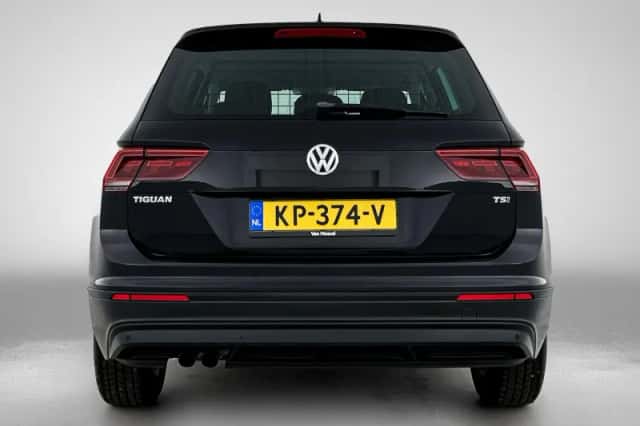 Volkswagen Tiguan (2016) thumbnail 4