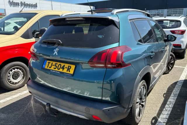 Peugeot 2008 (2018) thumbnail 3