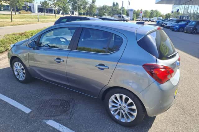 Opel Corsa (2019) thumbnail 3