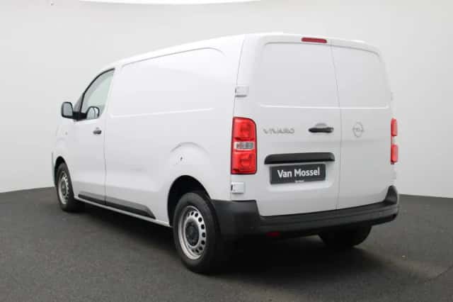 Opel Vivaro (2024) thumbnail 2