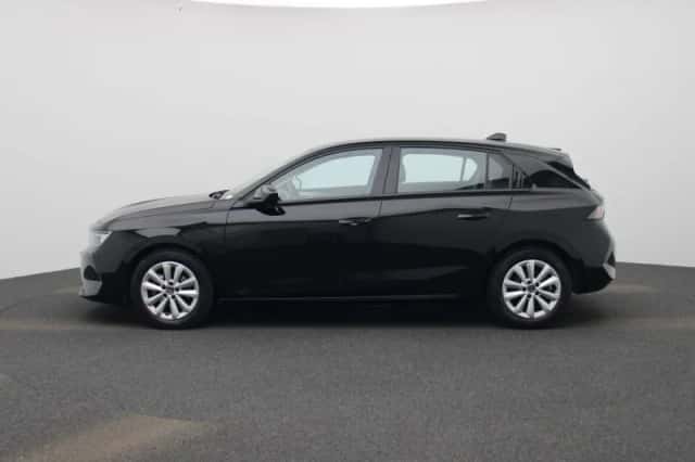 Opel Astra (2023) thumbnail 4