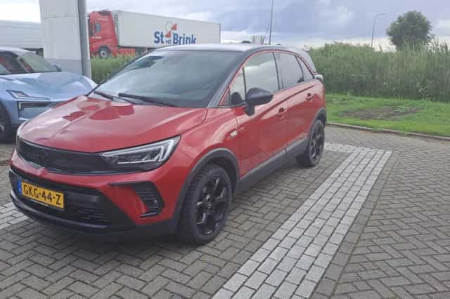 Opel Crossland (2022) thumbnail 2