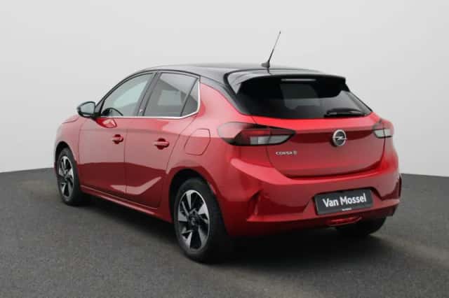 Opel Corsa-e (2023) thumbnail 2