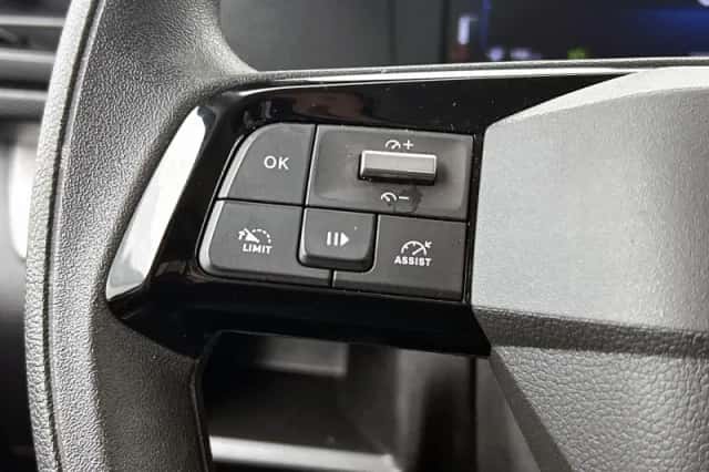 Opel Vivaro (2024) thumbnail 6