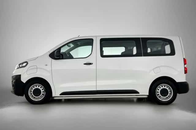 Opel Vivaro-e (2021) thumbnail 2