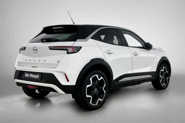 Opel Mokka-e (2022) thumbnail 4