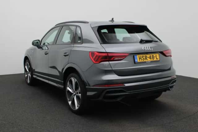 Audi Q3 (2024) thumbnail 2