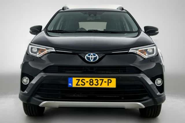Toyota RAV4 (2017) thumbnail 5