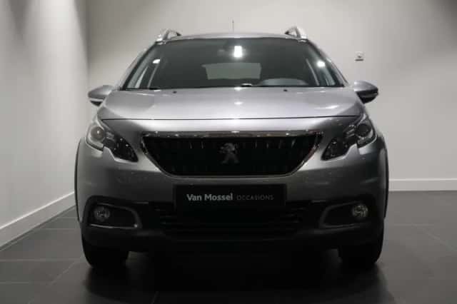 Peugeot 2008 (2019) thumbnail 2