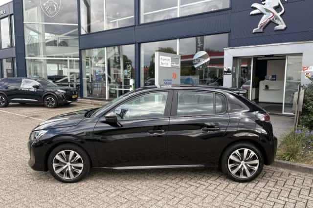 Peugeot 208 (2023) thumbnail 4