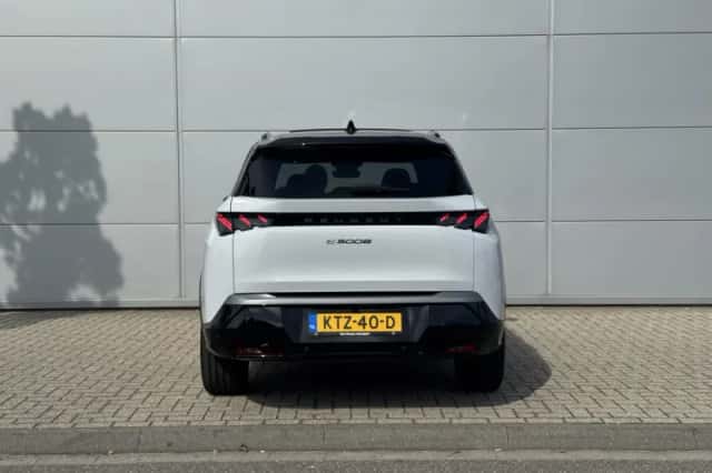 Peugeot E-5008 (2026) thumbnail 5