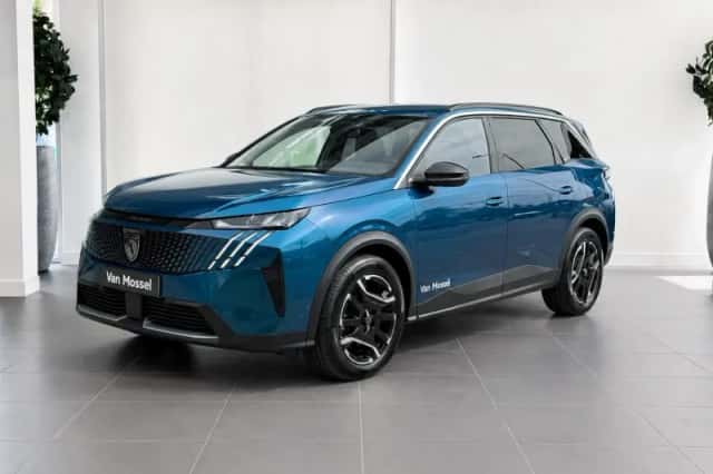 Peugeot 5008 (2025) thumbnail 2