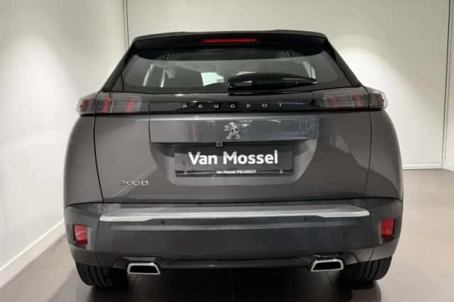 Peugeot 2008 (2022) thumbnail 5