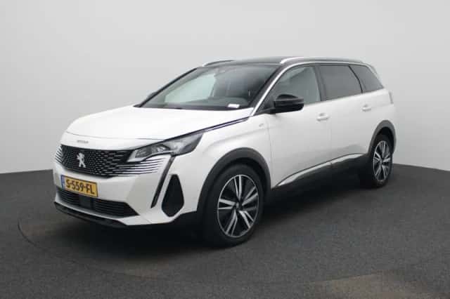 Peugeot 5008 (2023) thumbnail 1