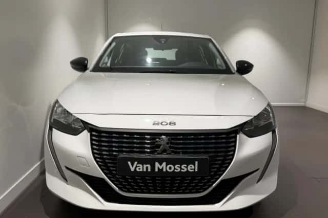 Peugeot 208 (2022) thumbnail 3