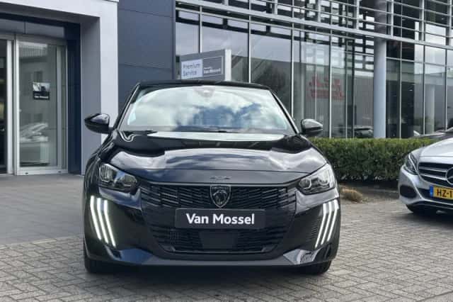 Peugeot e-208 (2024) thumbnail 3