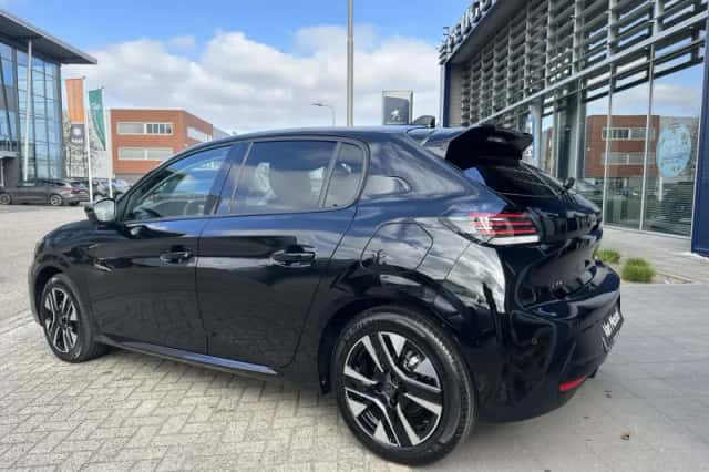 Peugeot e-208 (2024) thumbnail 5