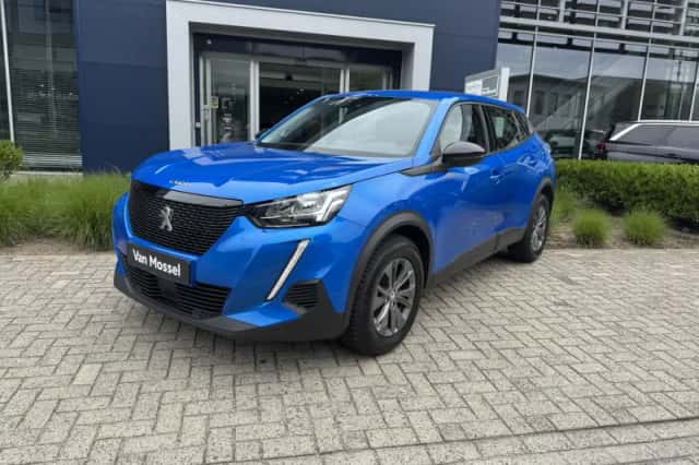 Peugeot 2008 (2022) thumbnail 2