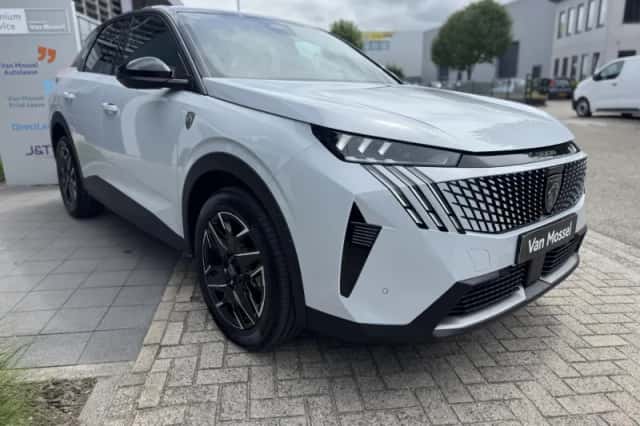 Peugeot 3008 (2025) thumbnail 5