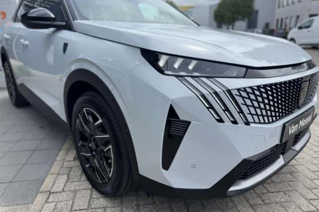 Peugeot 3008 (2025) thumbnail 6