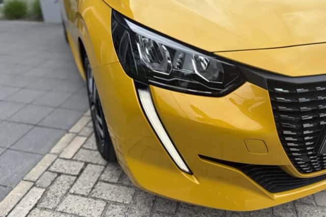 Peugeot 208 (2023) thumbnail 6