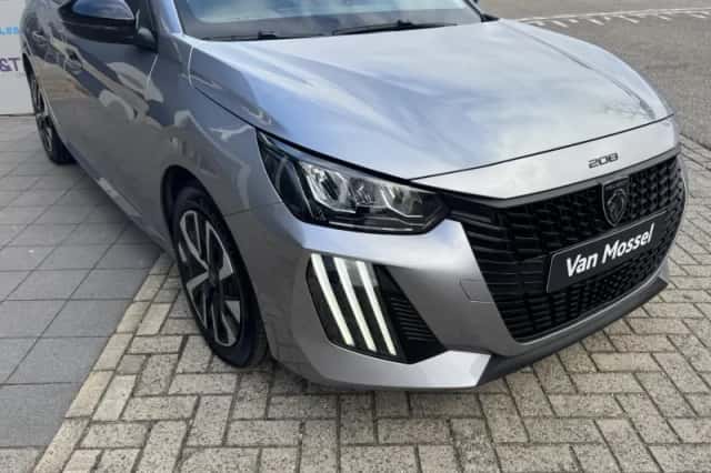 Peugeot 208 (2025) thumbnail 6