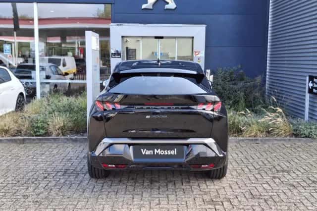Peugeot e-3008 (2025) thumbnail 5