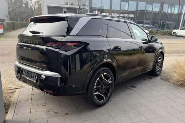 Peugeot E-5008 (2026) thumbnail 4