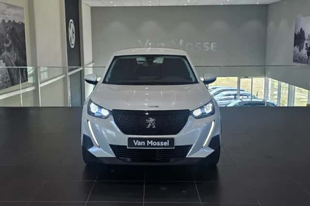 Peugeot 2008 (2021) thumbnail 3