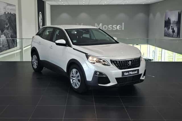 Peugeot 3008 (2019) thumbnail 4