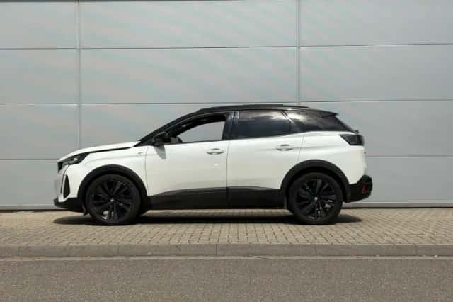 Peugeot 3008 (2021) thumbnail 2