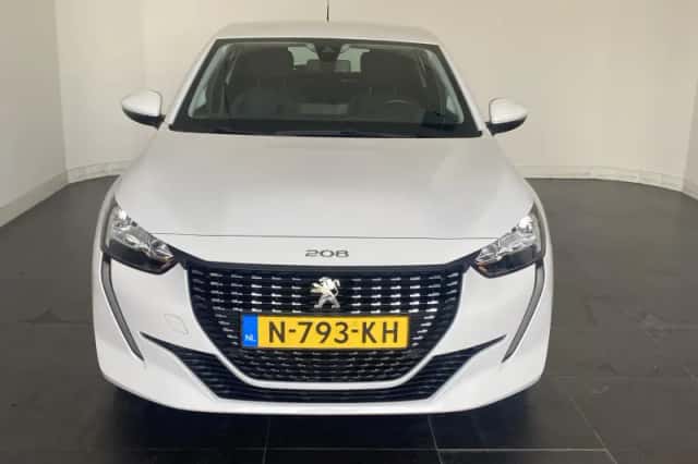Peugeot 208 (2021) thumbnail 3
