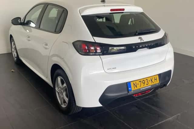 Peugeot 208 (2021) thumbnail 6