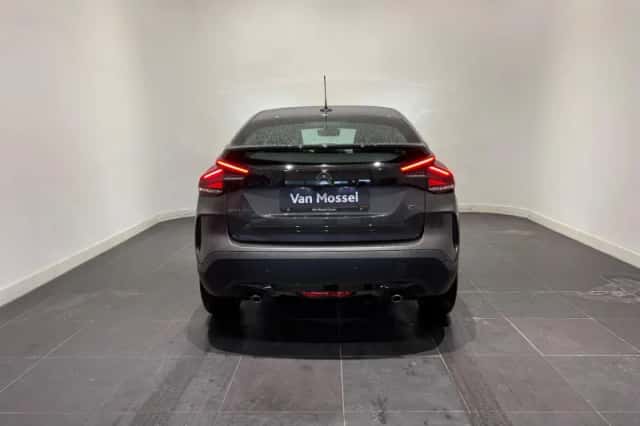 Citroën C4 (2022) thumbnail 5